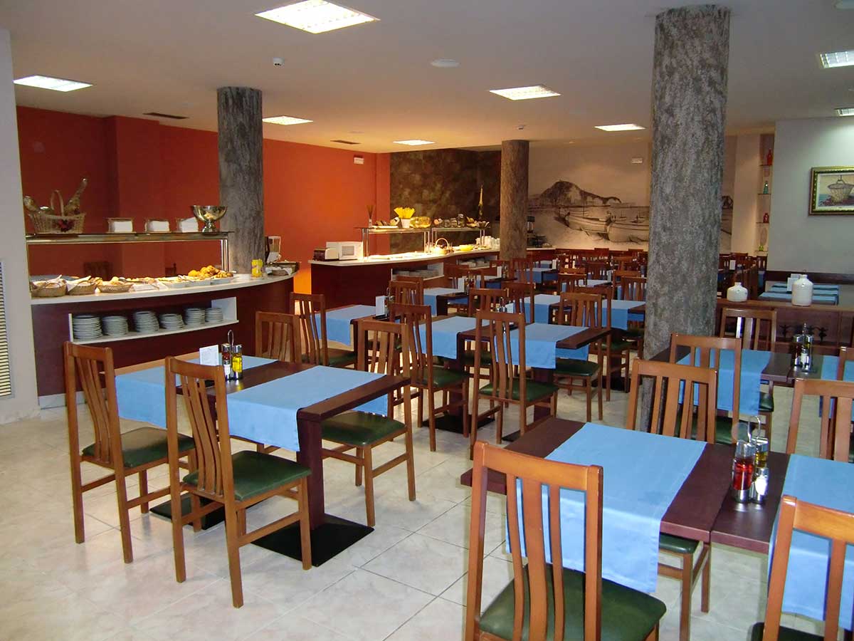 En el Hotel Petit Palau disponemos de servicio de restaurante